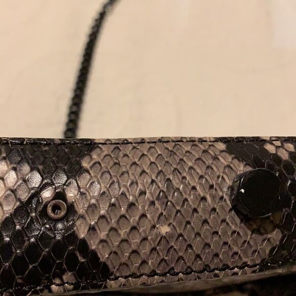 Rebecca Minkoff snake skin print Crossbody - Picture 16 of 17